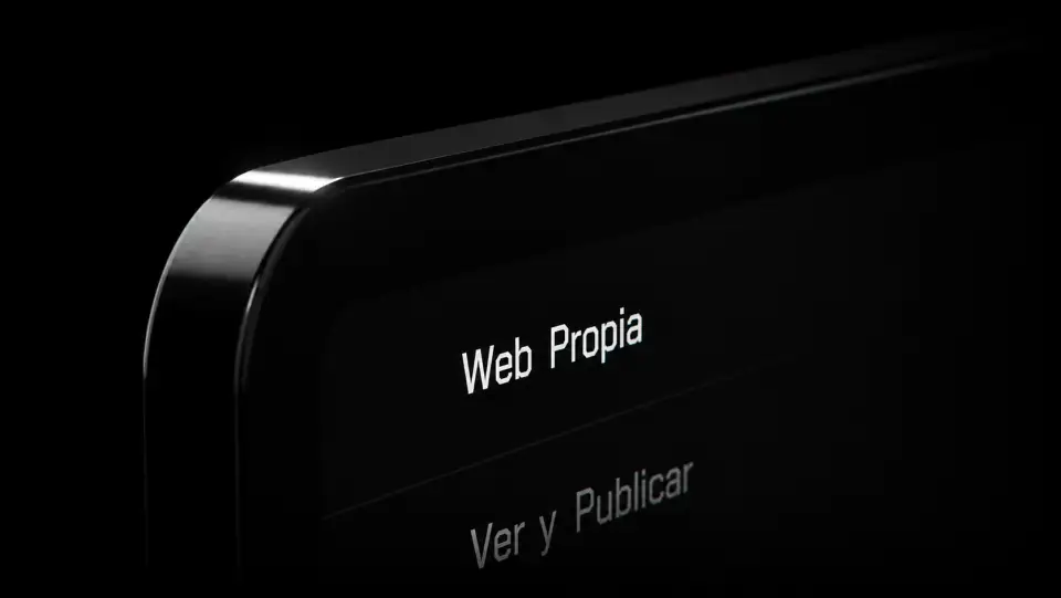 Primer plano de la interfaz de Web Propia